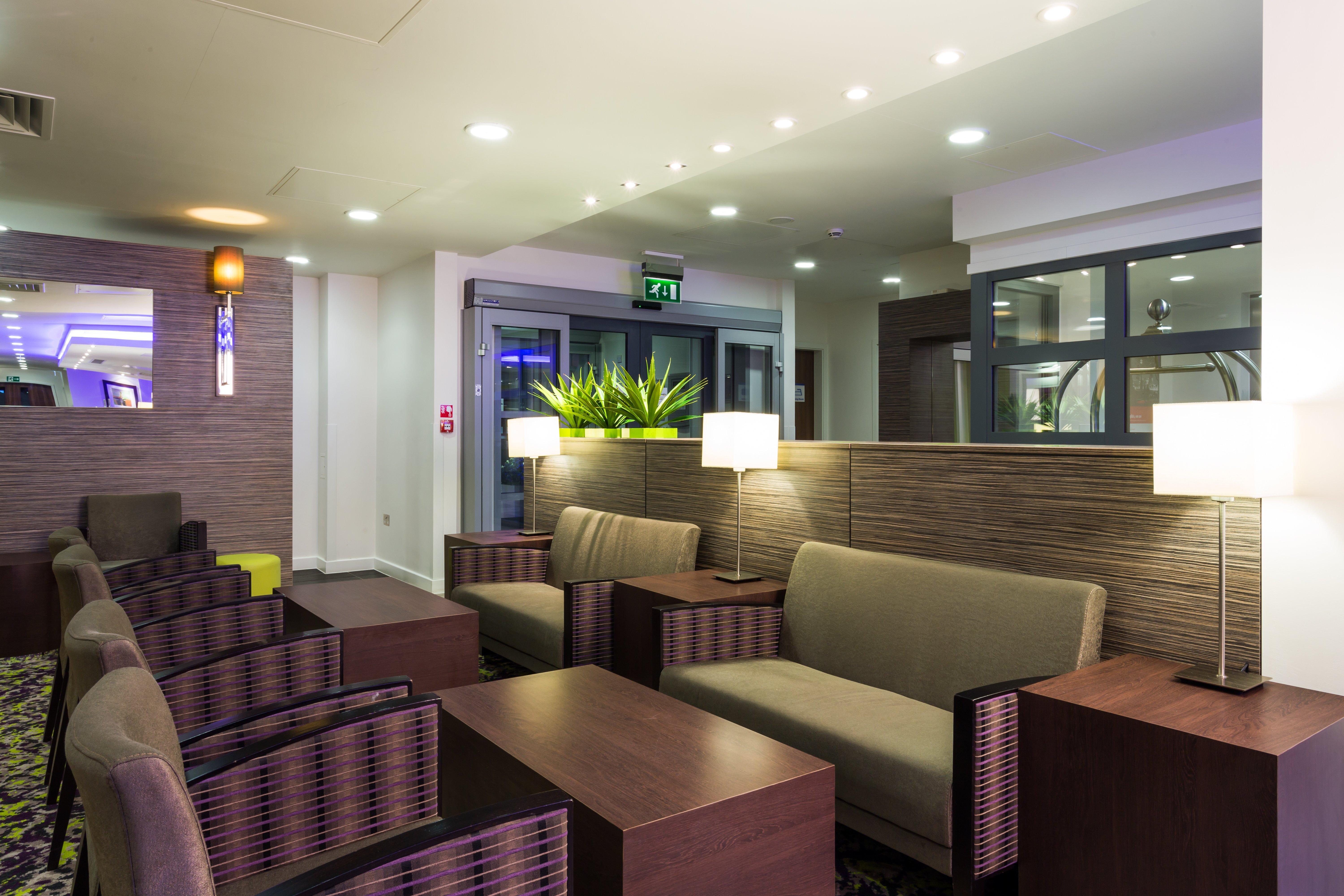 Holiday Inn Express Harlow By Ihg Exteriér fotografie