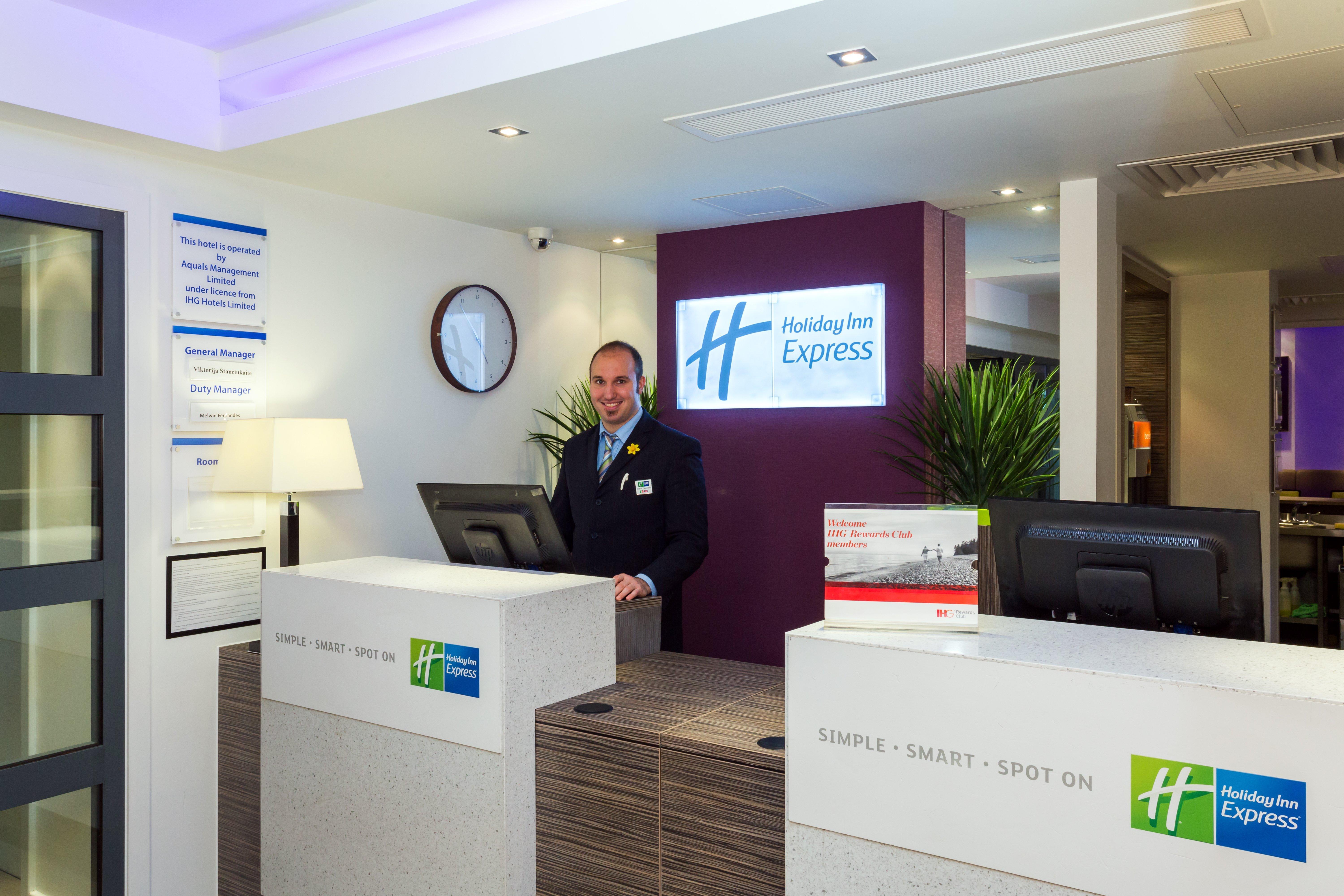 Holiday Inn Express Harlow By Ihg Exteriér fotografie
