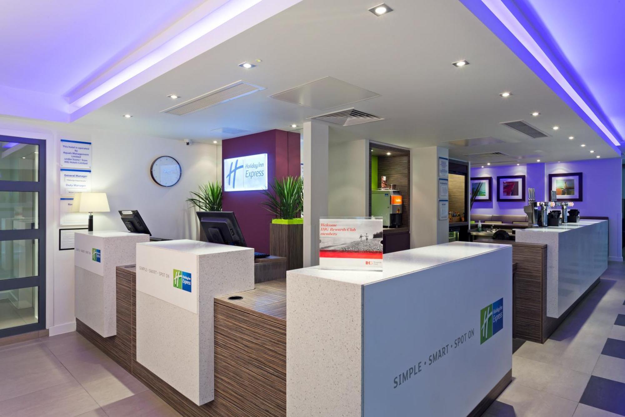 Holiday Inn Express Harlow By Ihg Exteriér fotografie