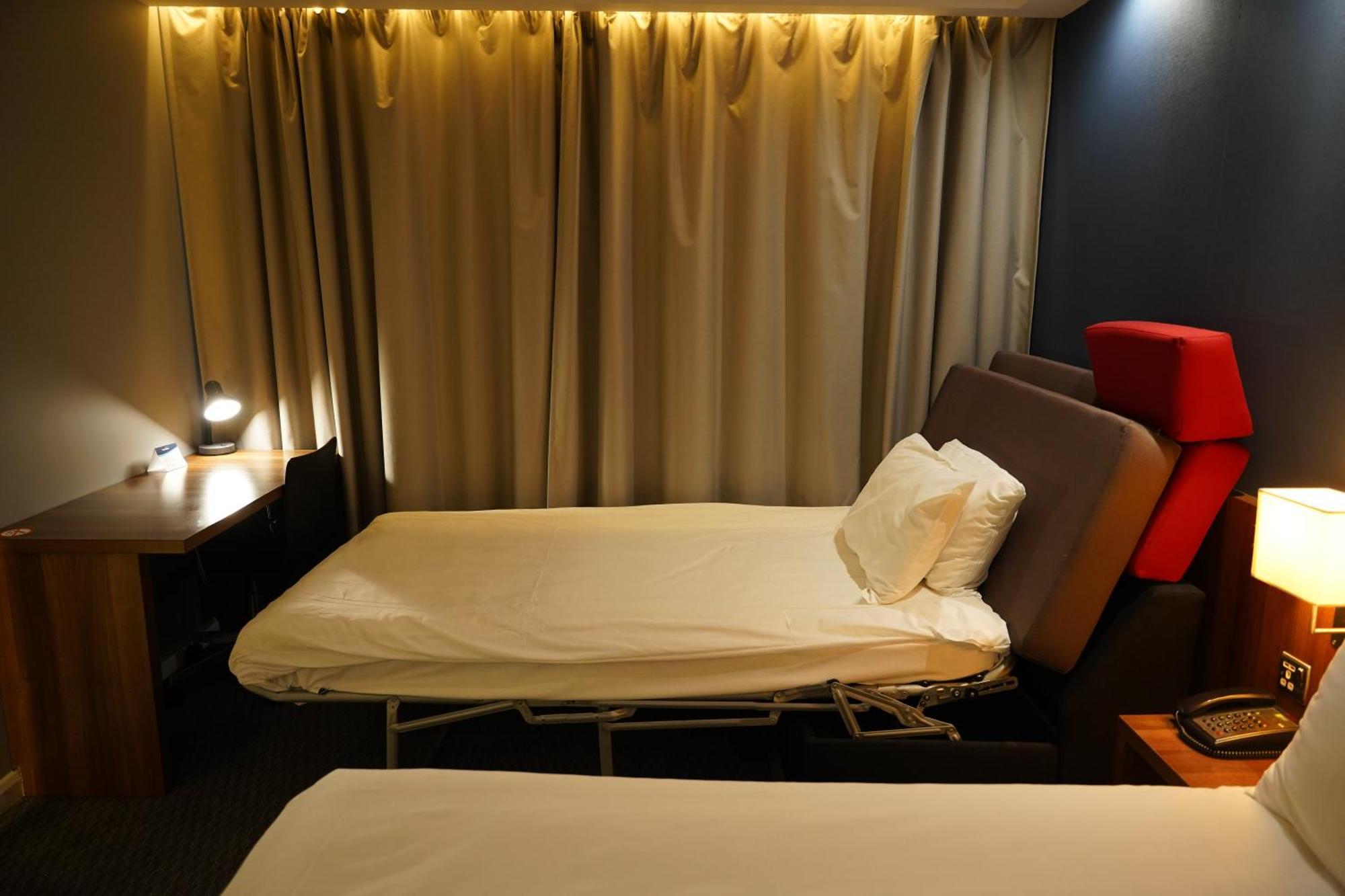 Holiday Inn Express Harlow By Ihg Exteriér fotografie