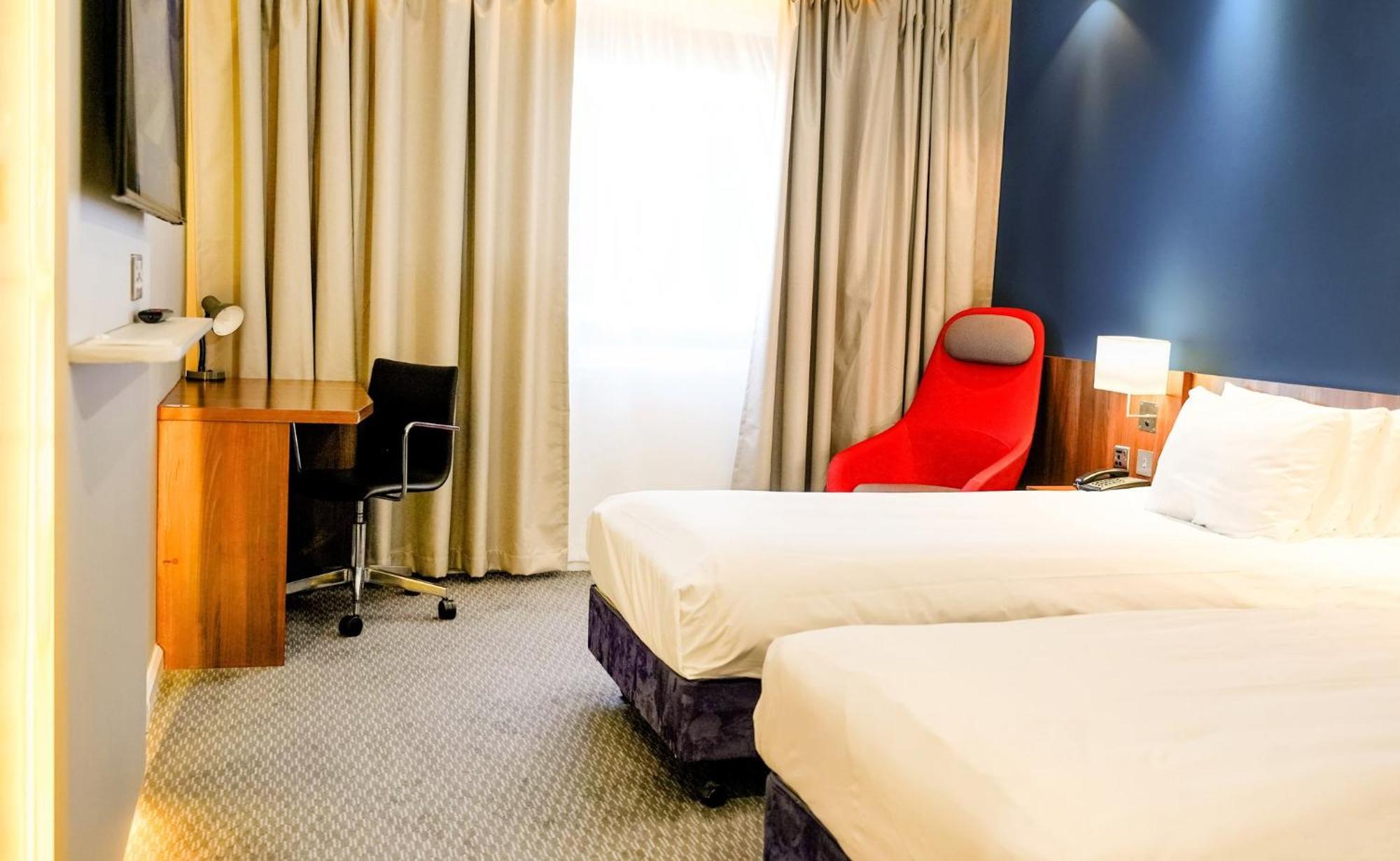 Holiday Inn Express Harlow By Ihg Exteriér fotografie