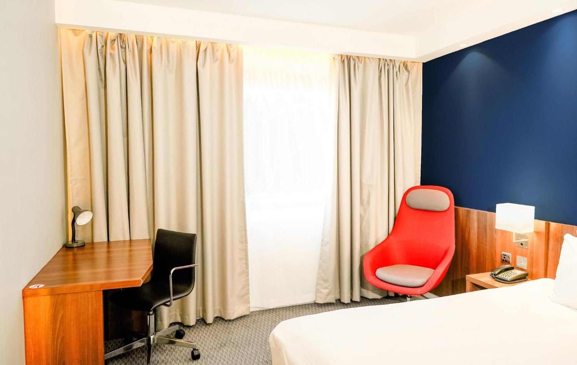 Holiday Inn Express Harlow By Ihg Exteriér fotografie