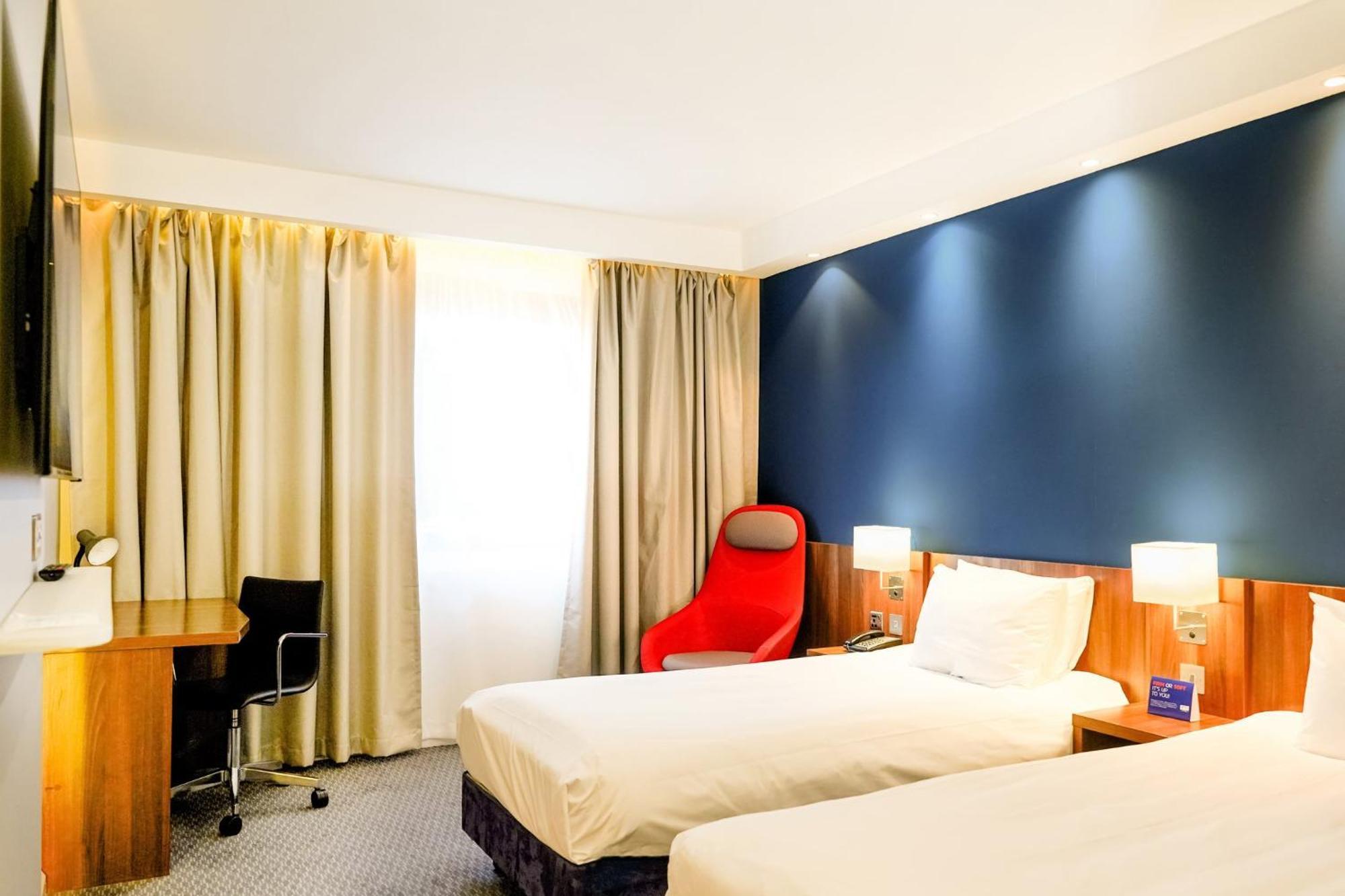 Holiday Inn Express Harlow By Ihg Exteriér fotografie