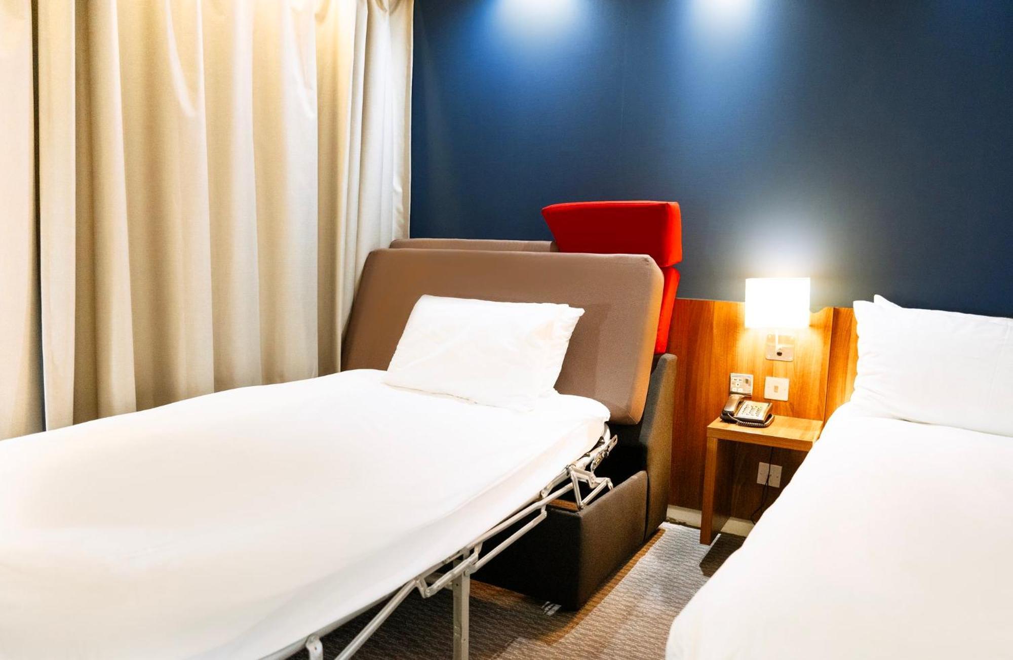 Holiday Inn Express Harlow By Ihg Exteriér fotografie