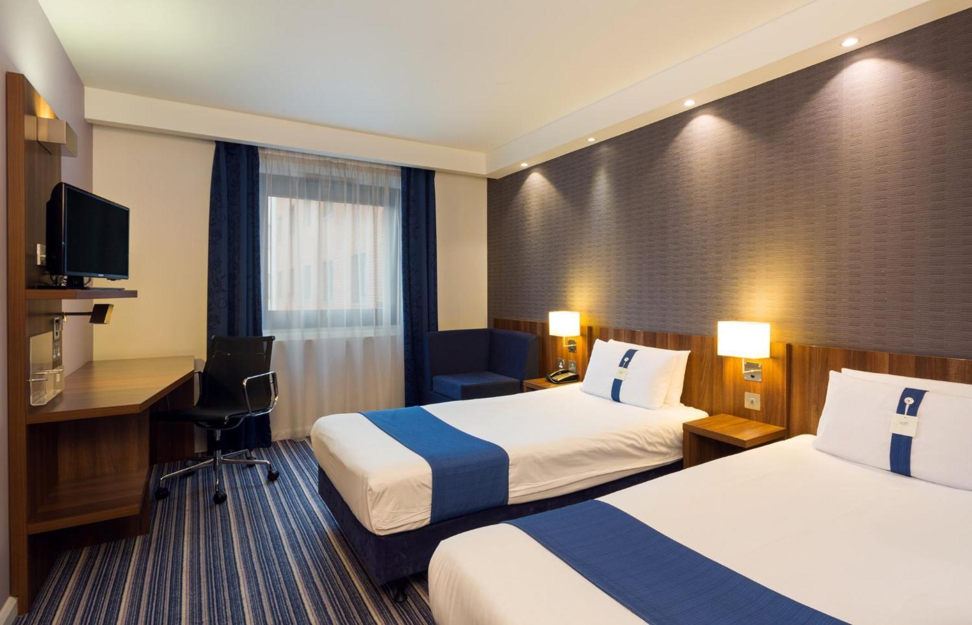 Holiday Inn Express Harlow By Ihg Exteriér fotografie
